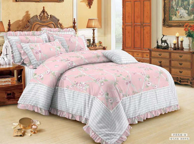 quilt cover  or duvet cover